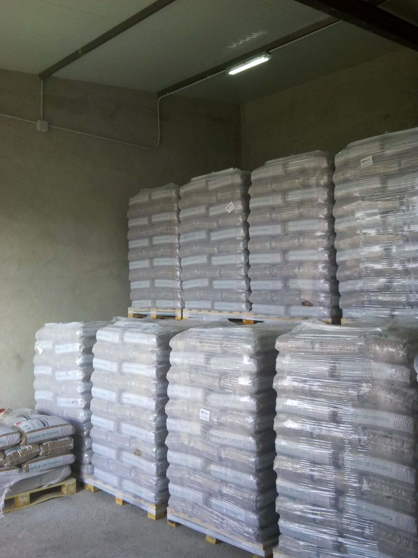 cyl pellet palet de 100 sacos